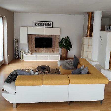Apartment 66 - Stylisches Apartment Mit Balkon & Toplage In Brixen Exterior photo